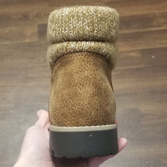 Women's Cliffs Boots - Picture 5 of 9